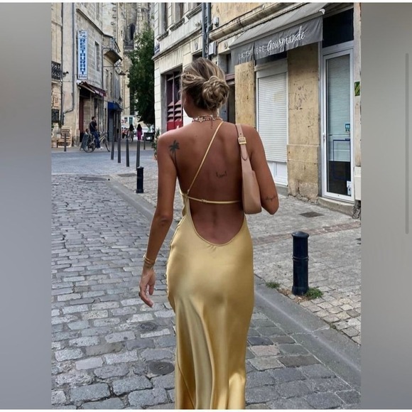 Commense Moonlight Open‎ Back Satin Slit Long Dress Yellow size XS - Picture 3 of 9